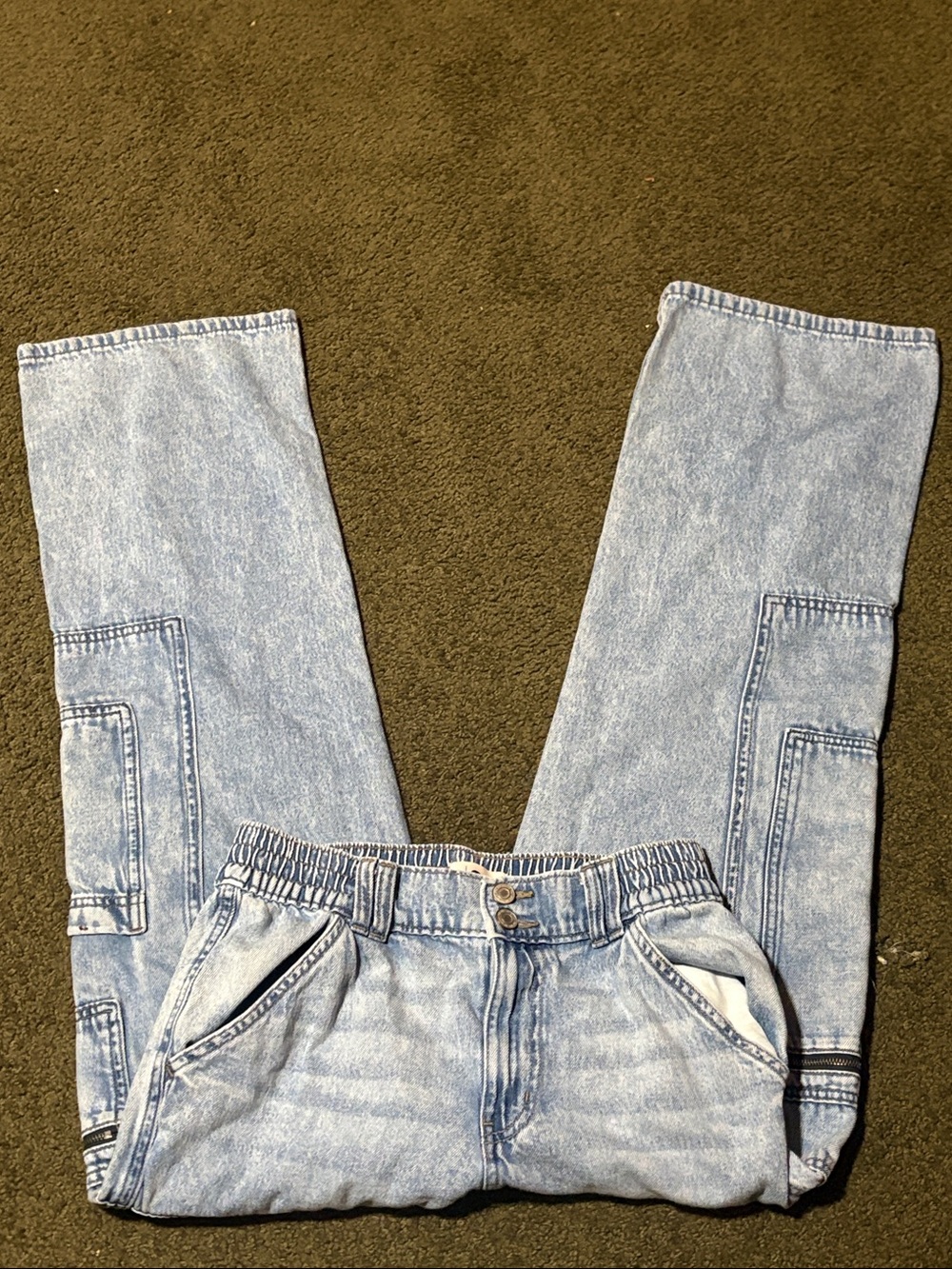 SO Light Wash Relaxed Women's Jeans with Utility Pockets